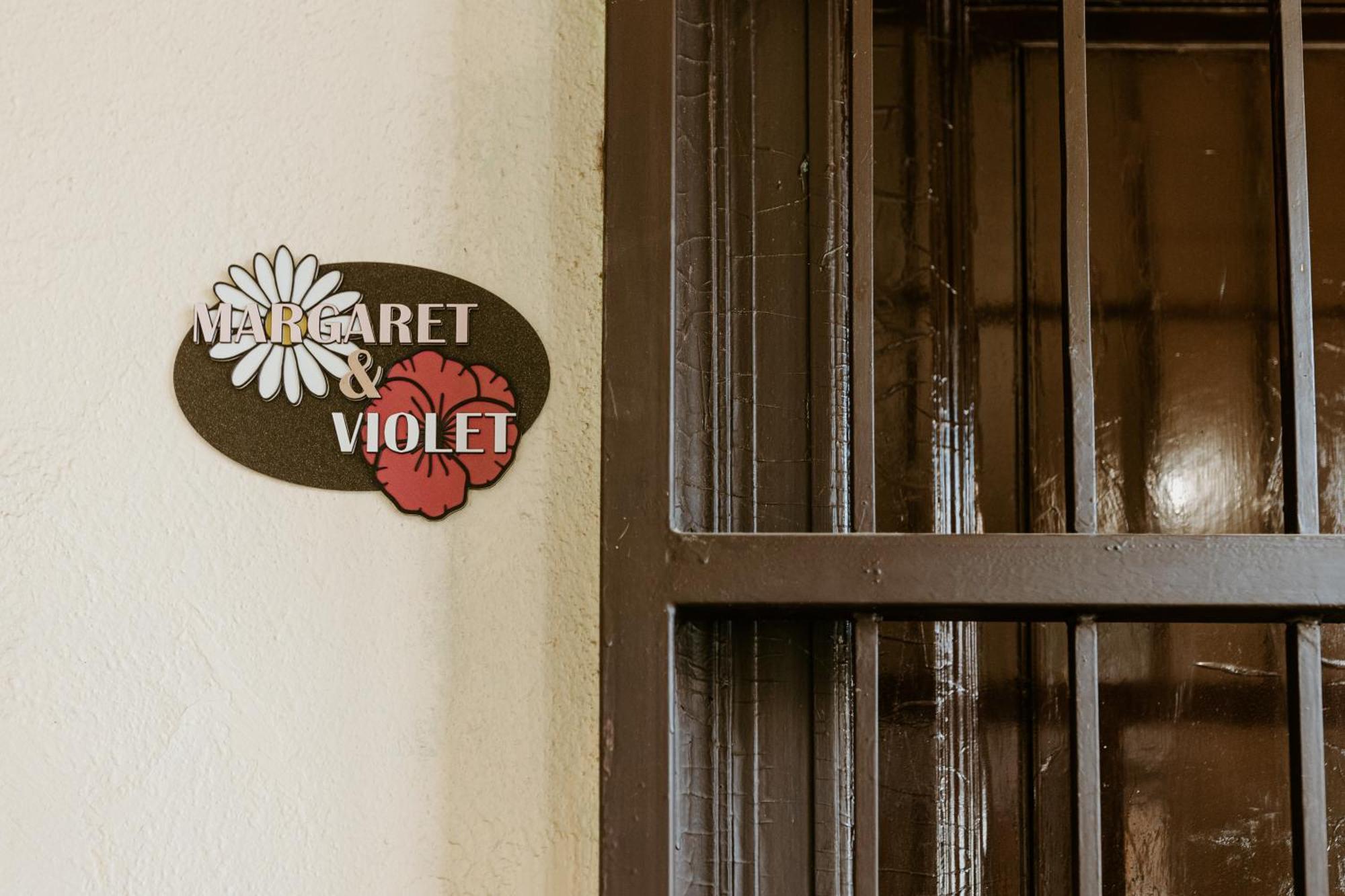 Margaret & Violet Apartments - Peaceful Stay Downtown ブダペスト エクステリア 写真
