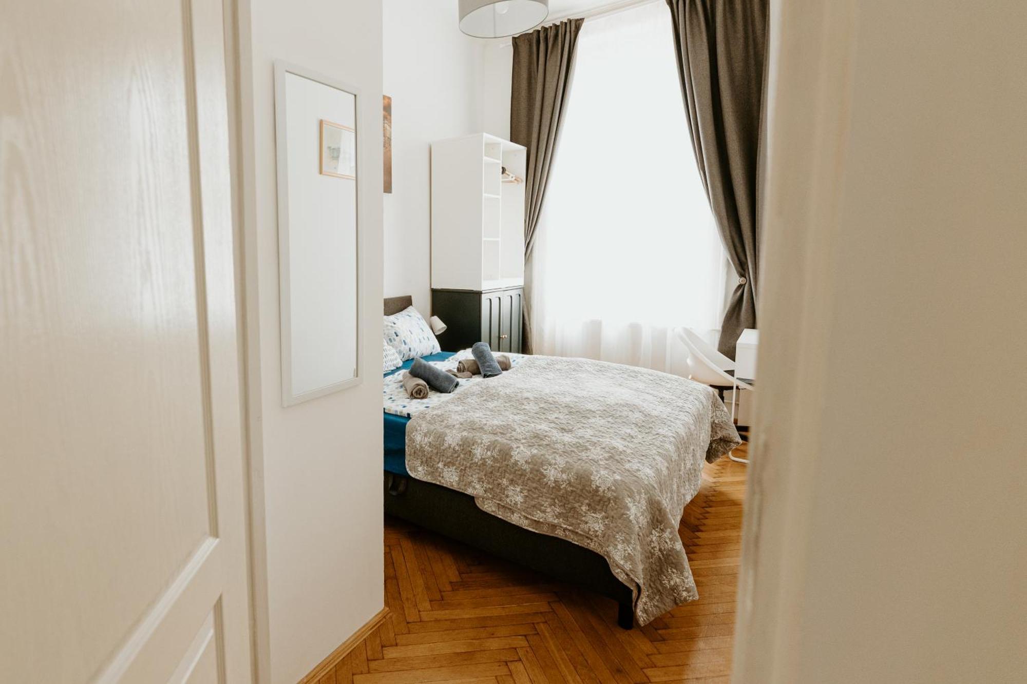 Margaret & Violet Apartments - Peaceful Stay Downtown ブダペスト エクステリア 写真