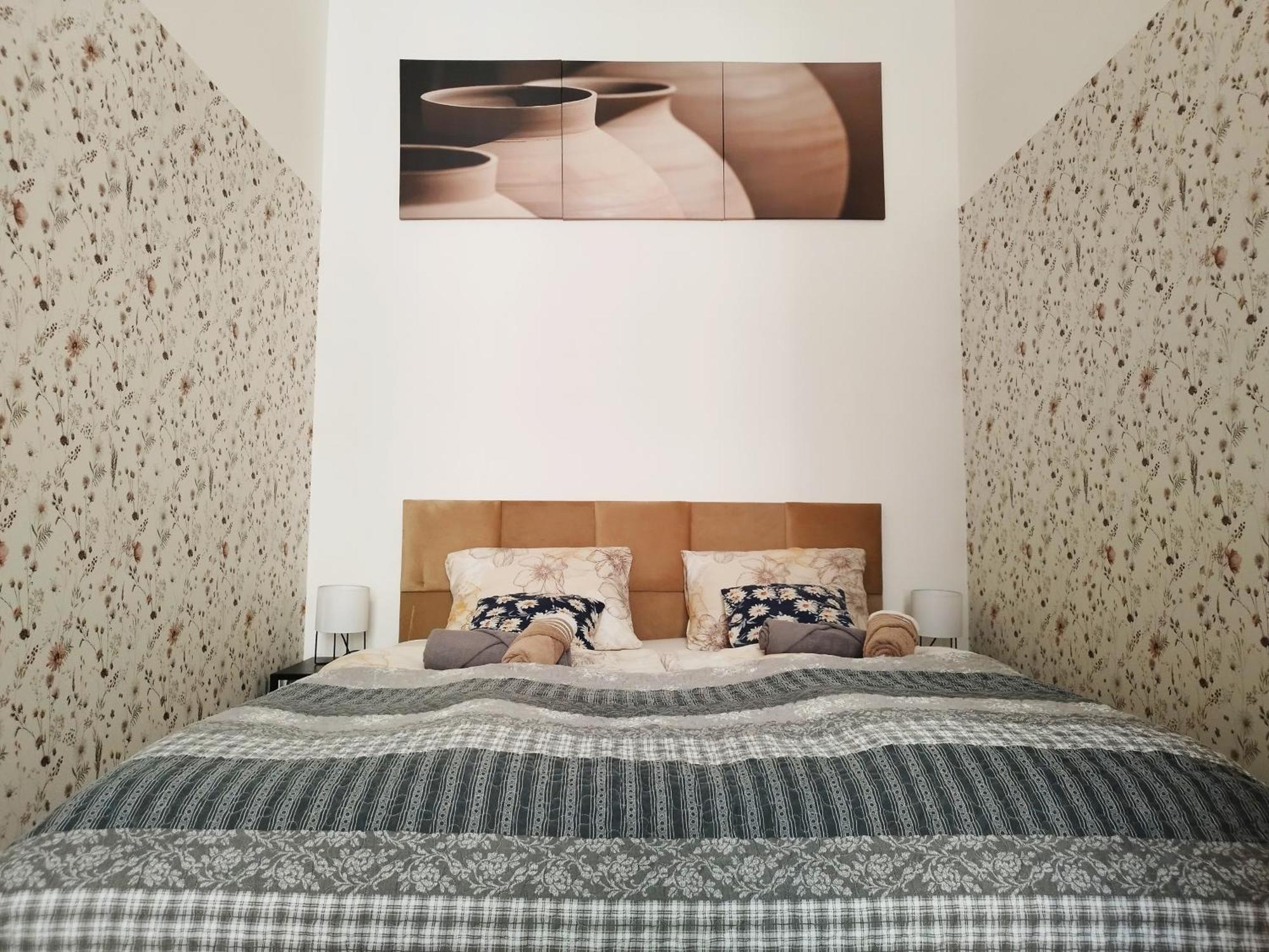 Margaret & Violet Apartments - Peaceful Stay Downtown ブダペスト エクステリア 写真